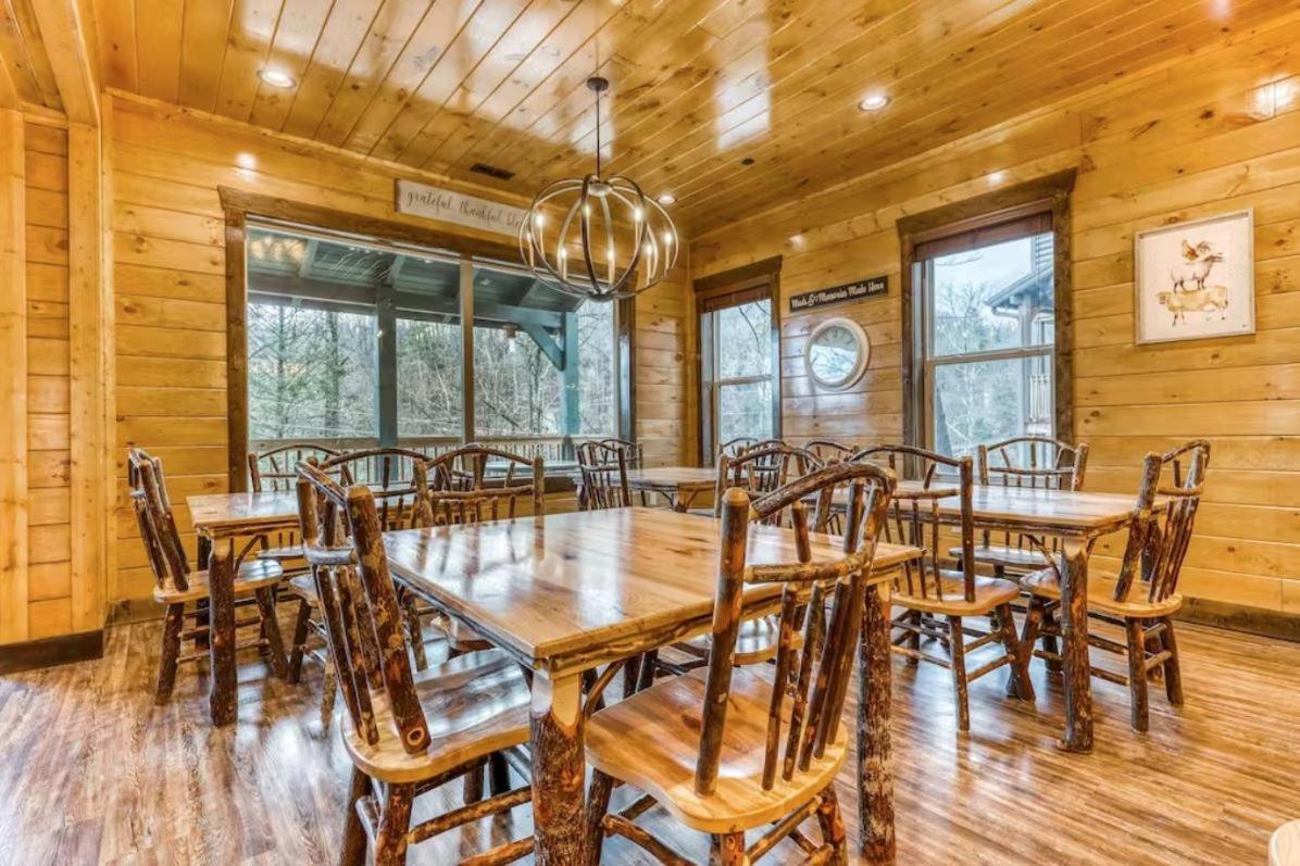 The Great Dogwood Manor By Stony Brook Cabins Gatlinburg Dış mekan fotoğraf