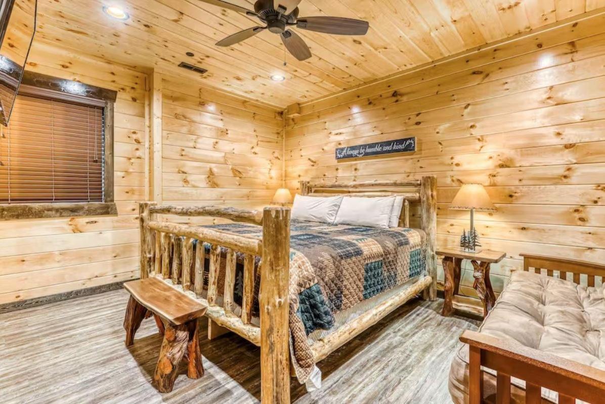 The Great Dogwood Manor By Stony Brook Cabins Gatlinburg Dış mekan fotoğraf